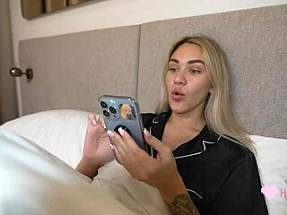 Wil je zien hoe ik dit schattige slanke 18+ ding neuk op casting?