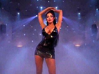 Malam Kencan Panas Filipina StephanieP AI di Jalan Tokyo