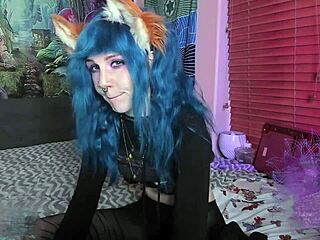hey babe watch me twerk and finger my wet pussy tonight
