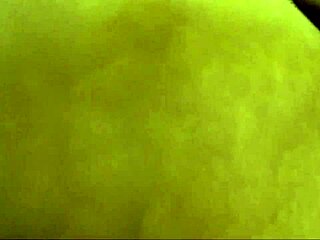 come play toys on my gagging pussy lips