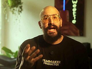 Curvy colombian milf sneaks juicy ass ride on bro-in-law 😍 bedroom creampie chaos!