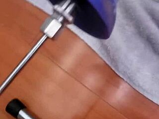 homemade pawg rides fucking machine first time pussy stretched wide