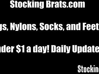 Sasha Bookworm's Feet Worshiped Sucked Footjob Session