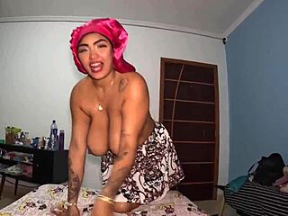 Maju Fagundes milena queiroz rip clothes wet shower party