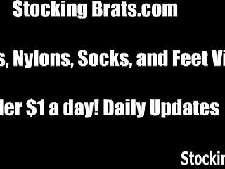 Sasha Bookworm's Feet Worshiped Sucked Footjob Session