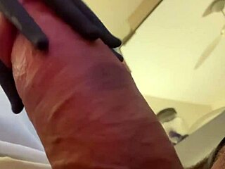 Big cock workout handjob gets him stroking hard?