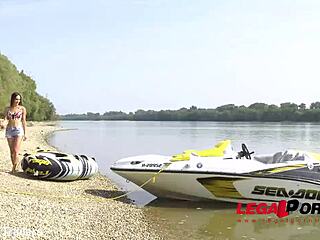 lilu moon's drooling over that muscle hunk's veiny cock deepthroat frenzy 💋🍆🔥