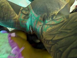 yo tattoo shemales, pound this goth girl's gaping anal in threesome!