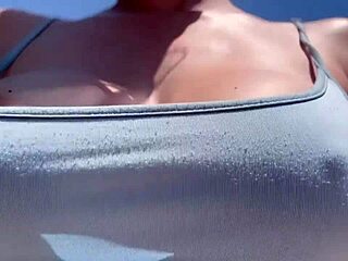 Artemisia Love's Bra-Free Outdoor Tease