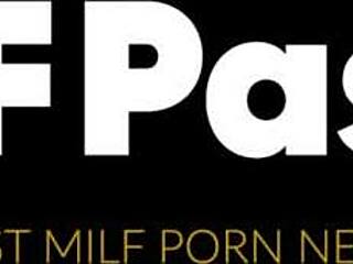 payton presley massages black hunk's cock into deep cowgirl titty fuck facial