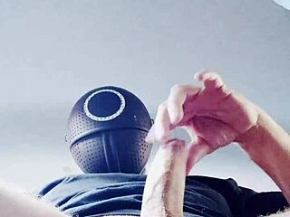 Bad Wolf28, your medium cock naked car fetish turns me on bad?