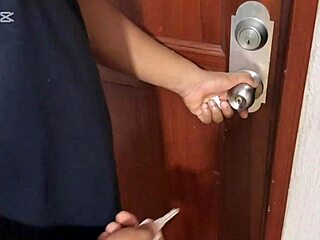 Stranger seduces me deepthroats at my place