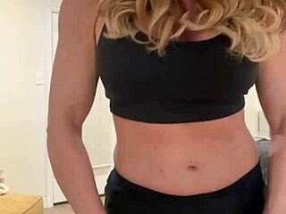 this is for fans who love my muscle flexing babe