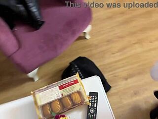hey innocent cookie girl next door flashing her big ass for daddy's creampie quickie...
