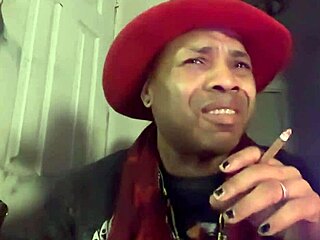 neighbors nerd pays goth domme while drunk german chats