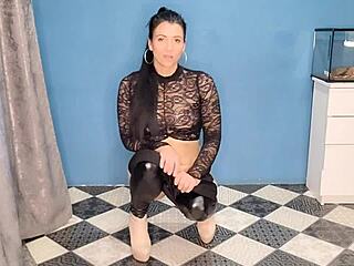 Squirting Milf Fingers Pussy in Sexy Ankle Boots