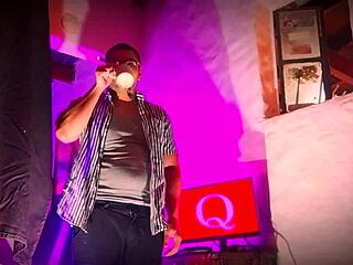 Rubbing my china yamaha c80 guitar on this 18cm monster cock glasses sexy n1