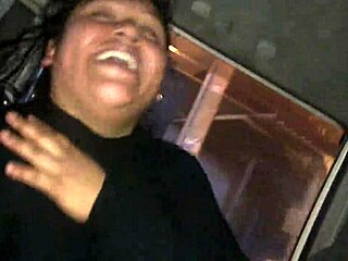 single mom sucks cock in taxi cruising lima streets?