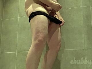 chubbykaot's wild masturbation surges to huge gym load ecstasy