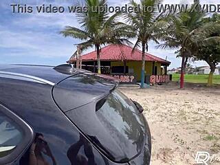 Tatuado Gostoso Gives Big Facial After Beach Fisting Ride