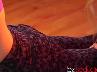 Petite Teen Jill Kassidy Seduced By Blonde Milf Kali Roses