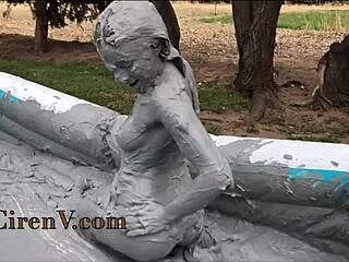Clay Sploshes Messy in Pool Tattoo Fun!