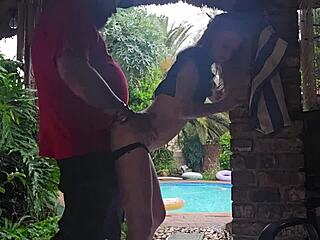 hey, hot 18yo gets fucked outdoors in thunderstorm!