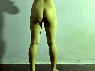hey fine ass amateur teen works out her curvy body at home