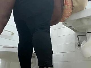 bathroom quickie with bbc creampies ebony milf's pussy dripping everywhere!