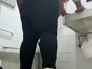 bathroom quickie with bbc creampies ebony milf's pussy dripping everywhere!