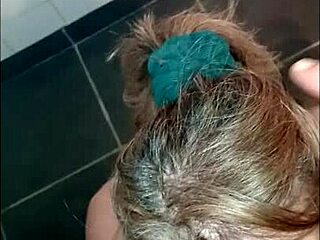 ESCLAVE F SOUMISE BENT OVER FOR DOGGY CUM!