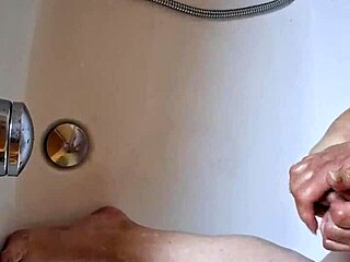 german chubby mature washes dirty feet barefoot in bathtub homemade