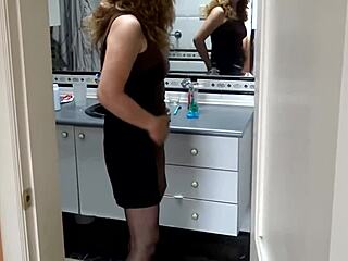 Horny latina stepmom strips and fingers her wet pussy home