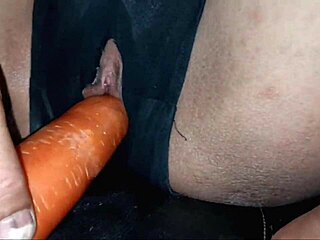 wanna feel this young teen's tight pussy creampie after rough amateur pounding?
