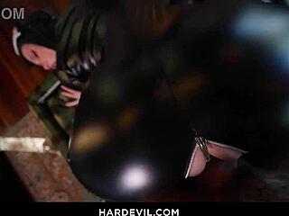 Scarlet Chase's Purring Pussy Lures Elic In