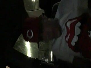 big black ass pounds hood white guy deep in car anal ride