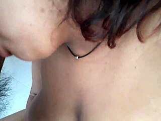 mi suegra caliente mamarme la polla while i grope her huge tits