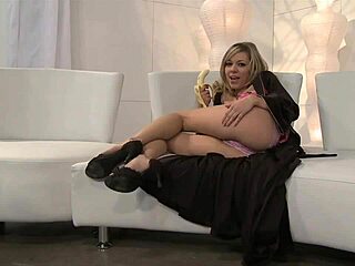 Nicole munches banana awaiting hard fuck