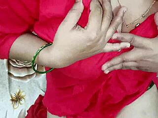 beautiful girlfriend's tight pussy stretched doggy full hindi screams!