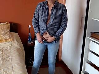 Stepmom Masturbates While I Jerk Off