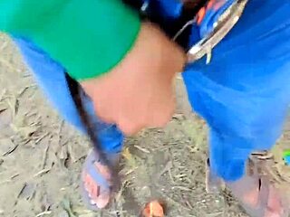Naked Outdoor Walking Flashing Big Clit
