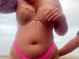 pedi pra ele por o pau pra fora da bermuda