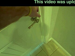 Horny Military Stepmom Lola Maverick Comes Home