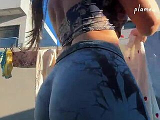 cousin shows off her big ass in tight leggings