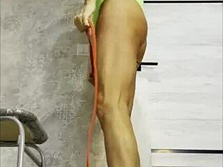 Fitness gilf prefer deep penetration cum inside