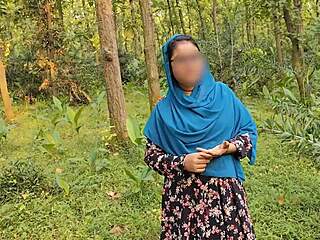 couple shares intimate moment after jungle walk