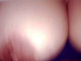 noche de sexo con mami putita gordita tetona sin preservativo y dejando mi semen caliente adentro de ella