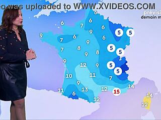 anais baydemir presents weather in leather skirt
