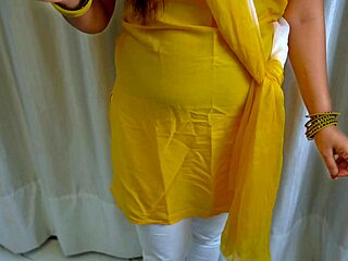 Pinki Maid Gives Blowjob After Housework