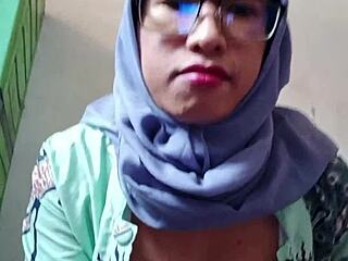 Hijab Shemale With Big Boobs Masturbates